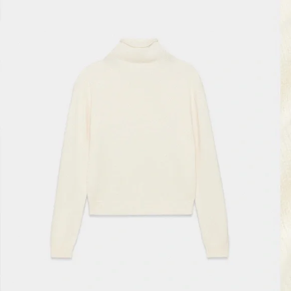 Aritzia NWT White Cashmere Mock Neck Sweater